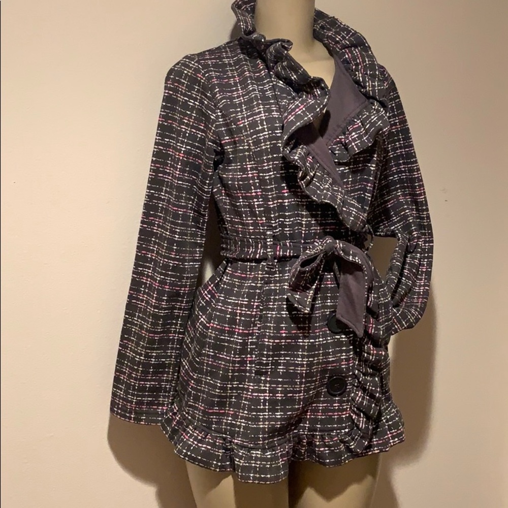 NEW! Ruffled pea coat - Picture 3 of 16